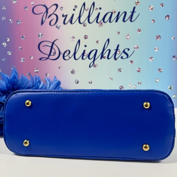 💙SALE QUILTED DOME SATCHEL WITH STRAP - Picture 8 of 11